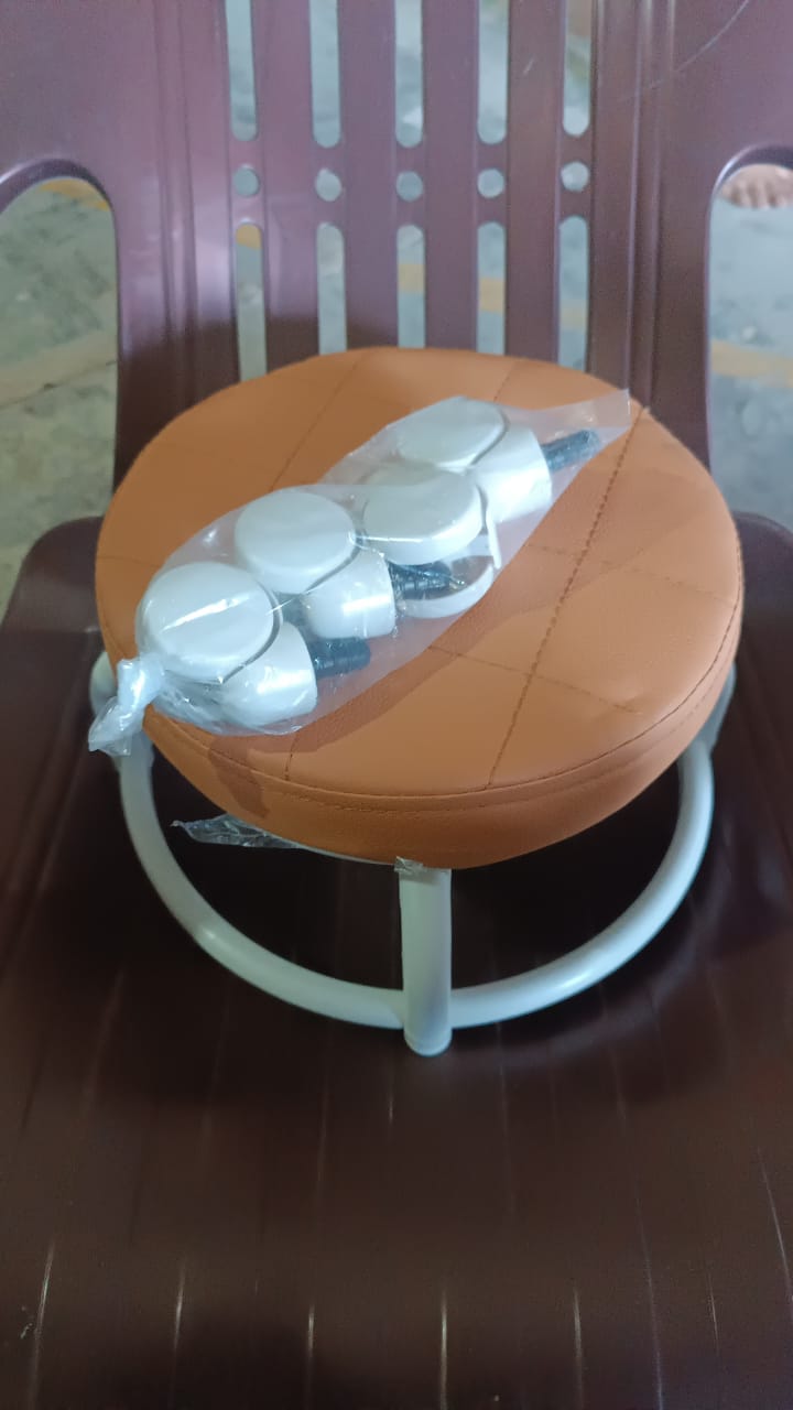 Roller Seat Stool Low Height Rolling Plastic Stool Multifunctional Small Household Movable Mini Stool Pulley Wheel Stool for Garage Home Library (1 Pc) Roller Seat Stool Low Height Rolling Plastic Stool Multifunctional Small Household Movable Mini Stool Pulley Wheel Stool for Garage Home Library (1 Pc)